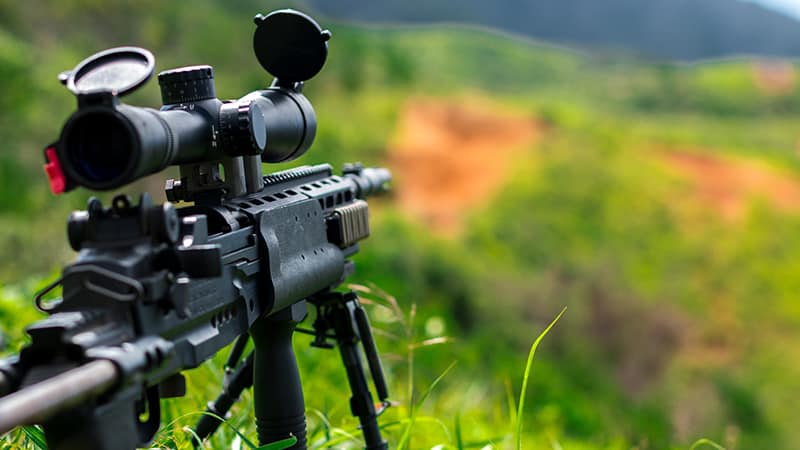 04 Day-and-night-men-travel-prague-sniper-rifle