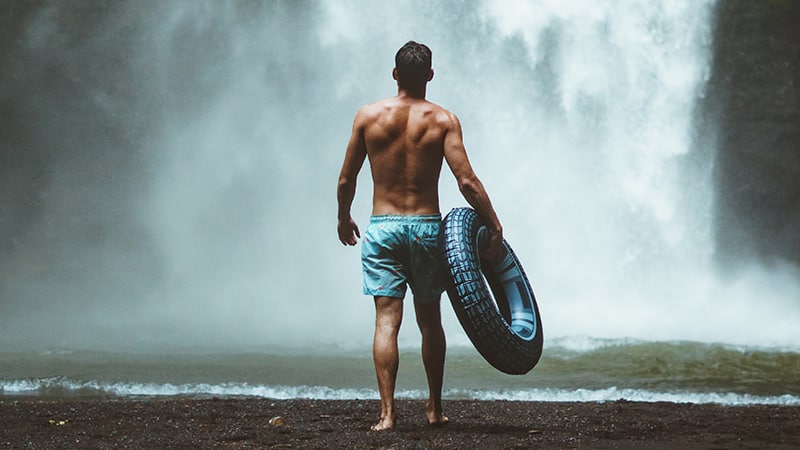15 Exotic-men-Philippines-philippinen-man-in-dront-of-hidden-waterfall